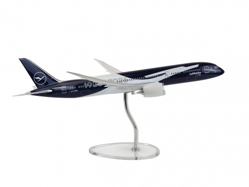 Limox boeing 787 lufthansa - 787-9,