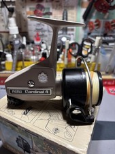 Mulinello vintage Abu Cardinal 4 spin-cast con scatola originale e bobina di ricambio, circa 1981