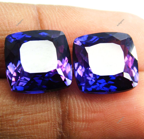 Tanzanite viola estremamente