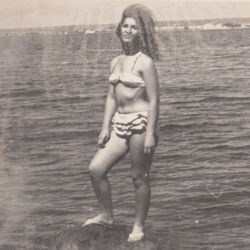 Bikini bruno bellezza piedi - bikini, in
