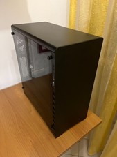 PC con Windows 10 – Intel i7-7700K • 16 GB DDR4 • SSD M.2 256 GB+ HDD 1TB