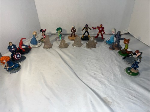 Enorme personaggio disney - personaggio,