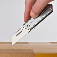 Coltello tascabile pieghevole