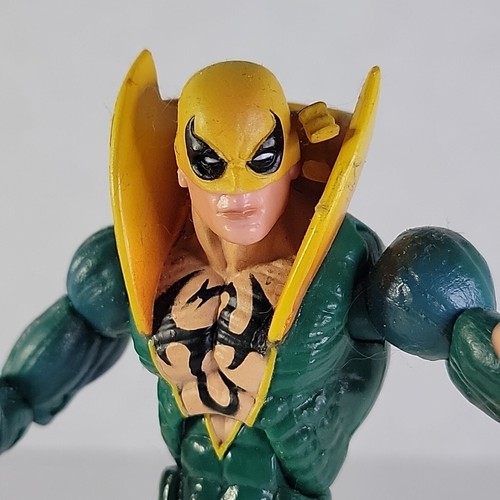 Toybiz marvel legends iron - toybiz, legends: