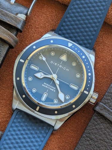 Orologio subacqueo automatico