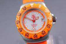 Orologio al quarzo arancione