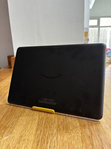 Amazon fire plus tablet - amazon, 10