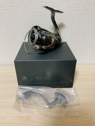 Spinning reel stella - 22,