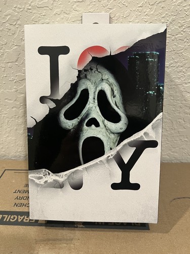 Neca ghost face takes - neca,