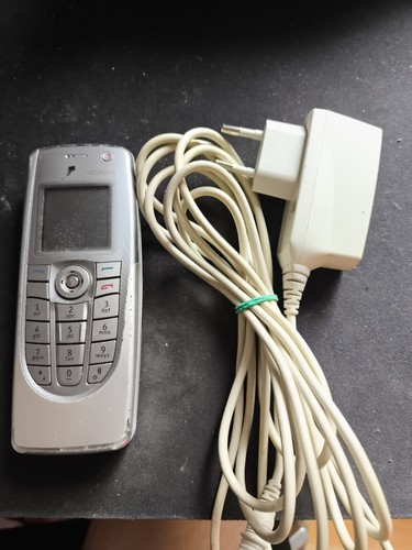 Nokia 9300 con alimentatore - , |