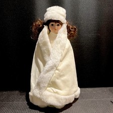 Bambola di porcellana