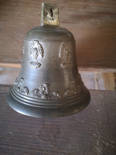 Antica campana bronzo fine - in,
