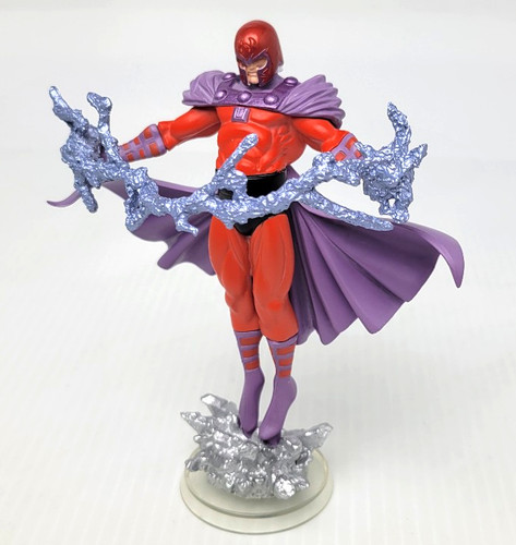Magneto mini figure - 3,75",