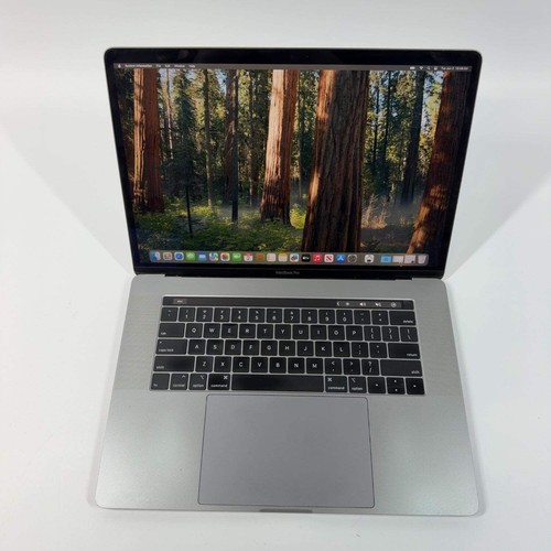 Apple macbook pro i7 2018 - 15",