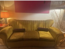 Divano Velluto Tre Posti