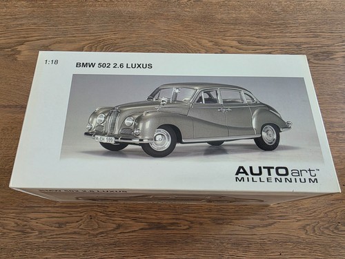 Autoart millennium bmw - 1/18,