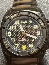 Orologio da polso MTM Special Ops in acciaio inox e progettato per uso sommergibile