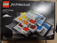 LEGO HOUSE 21037 SET