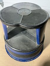 Cramer Kik Step Sgabello a gradini in acciaio sgabello a due gradini blu