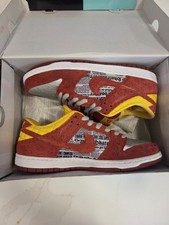 Nike SB Dunk Low Ruckus