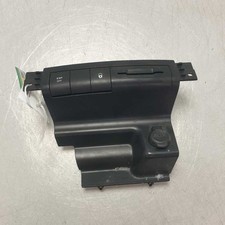 9685804377 console centrale slot aux Peugeot 207 1.4 HDI 50 KW 2011