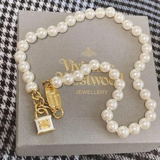 Collana girocollo sfera perle bassorilievo tono westwood Vivienne 02