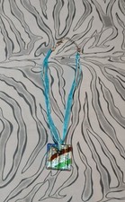 Collana Con Ciondolo In Vetro