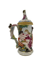 Antica brocca decorativa in