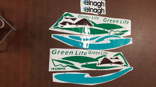 Adesivi per camper elnagh