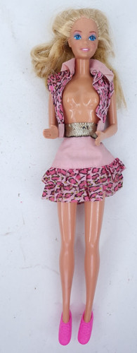Animal lovin barbie - animal,
