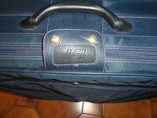 bellissima  valigia esercito italiano marca RONCATO ottime per vacanze