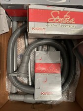 Aspirapolvere Usato Poco Dotato Di Tutti Gli Accessori Ancora In scatola