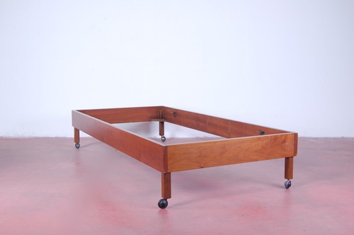 Struttura letto singolo design
