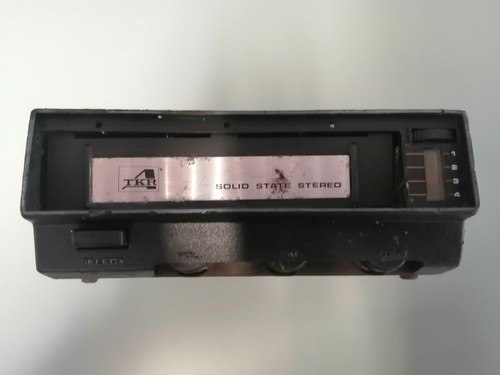 Vecchio stereo mangia cassette - vecchio,