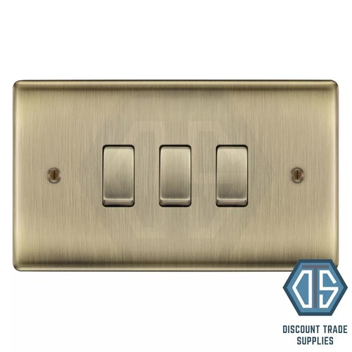 Interruttore tripla luce