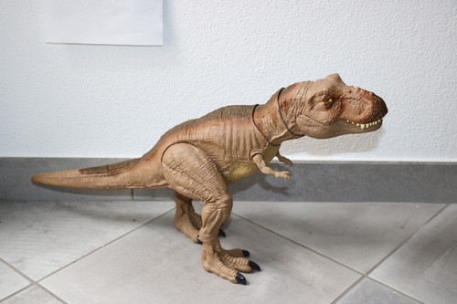 Jurassic world tirannosauro - jurassic,