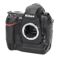 Nikon D3X usata circa 24.000