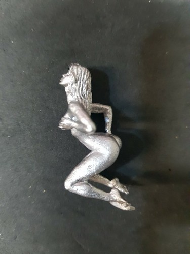 Soldier metal kit sexy - 1/35, "sexy