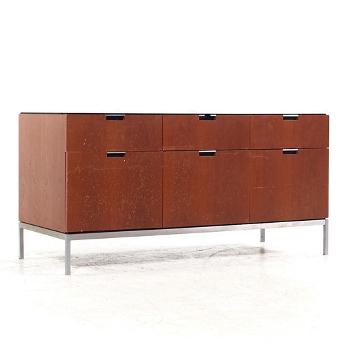 Knoll style mid - style,