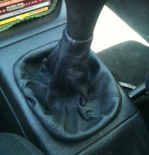 Cuffia cambio in pelle e cucitura nera compatibile con VOLKSWAGEN  Golf Mk3