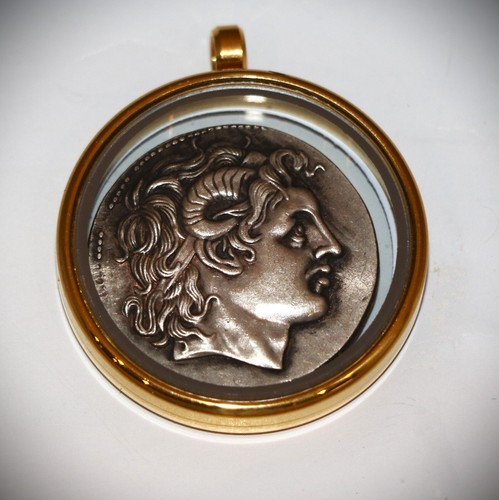 Ciondolo moneta argento antico