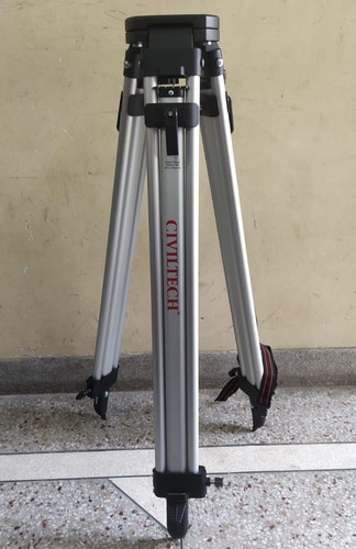 Supporto treppiede - , in