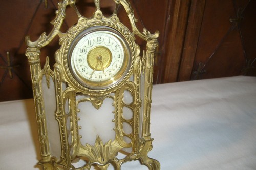 Vecchio orologio tavolo - vecchio, da