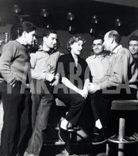 Foto vintage Italia, Cesarina Pecorini con amici, anni 50, stampa 24x18 cm