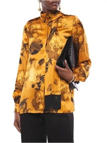 Blusa nuova con etichetta
