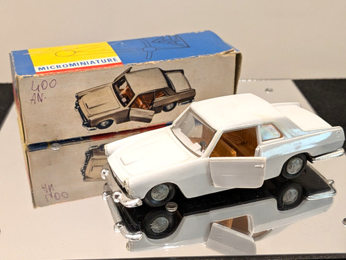 Microminiature lancia - microminiature,