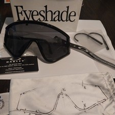 Oakley Eyeshade Black con