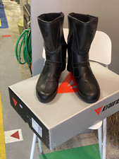 stivali moto mai usati