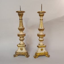 CANDELIERI ANTICHI Coppia candelieri in legno laccato e dorato fine XVIII secolo