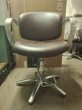 2 Poltrone Parrucchiere Hair  5 Razze Con Ascensore In Pelle Marrone